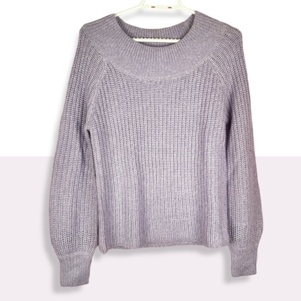 Lavender Kismet knit sweater size xs